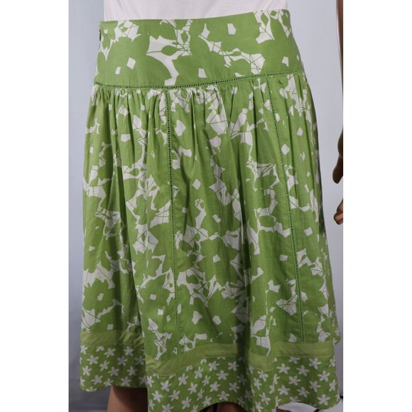 Apt 9 Women's Green & White Floral Print Skirt Size 8 - Picture 3 of 9